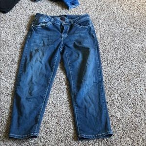 Capri jeans